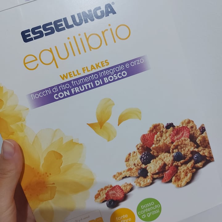 photo of  Esselunga Equilibrio Well Flakes - Frutti Di Bosco shared by @silli on  24 Sep 2022 - review