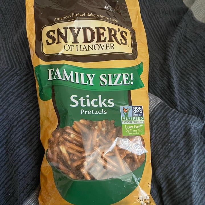 photo of Snyder's of Hanover Family Size Pretzel Sticks shared by @ashleymccallum on  05 Apr 2022 - review