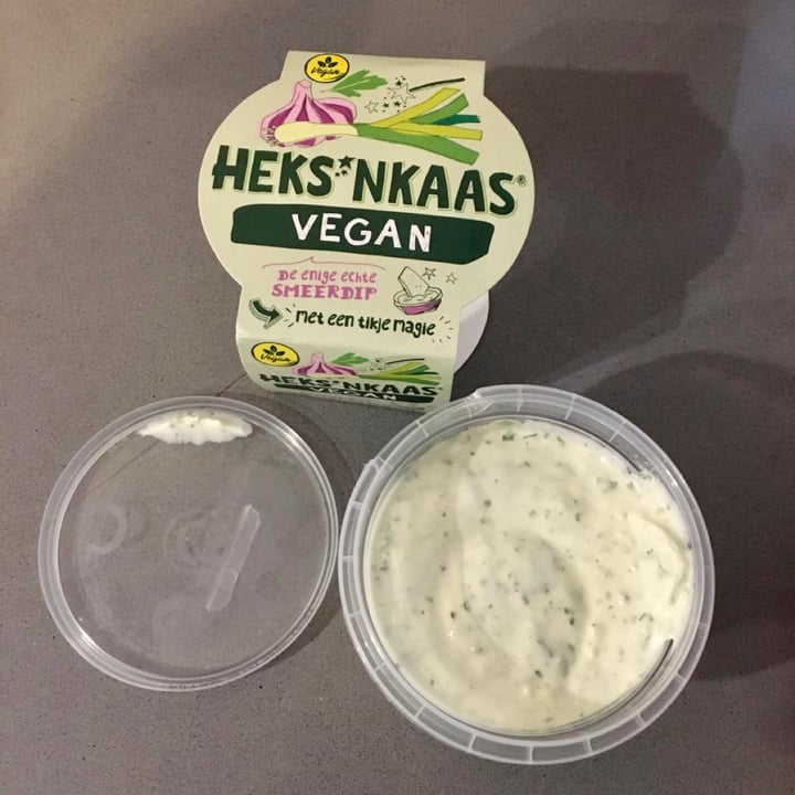 photo of Heks’nkaas vegan spread shared by @taz on  02 Jan 2022 - review