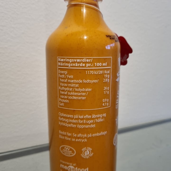 review photo of Flying Goose Brand Shiracha Mayo-Styled Dipping Sauce shared by @angelicamarchetti on 12 Jul 2022 - review