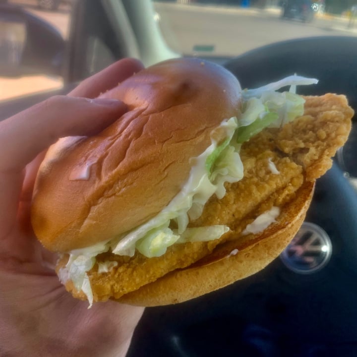 photo of KFC Plant Based Sandwich (regular) shared by @xdarrenx on  24 May 2021 - review