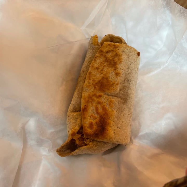 photo of Gregorys Coffee Vegan burrito shared by @therileyfarmrescue on  28 Aug 2021 - review