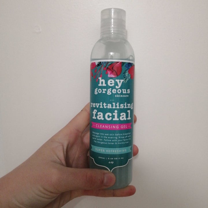 review photo of Hey Gorgeous Revitalizing cleanser shared by @kirstprepok on 07 Sep 2020 - review