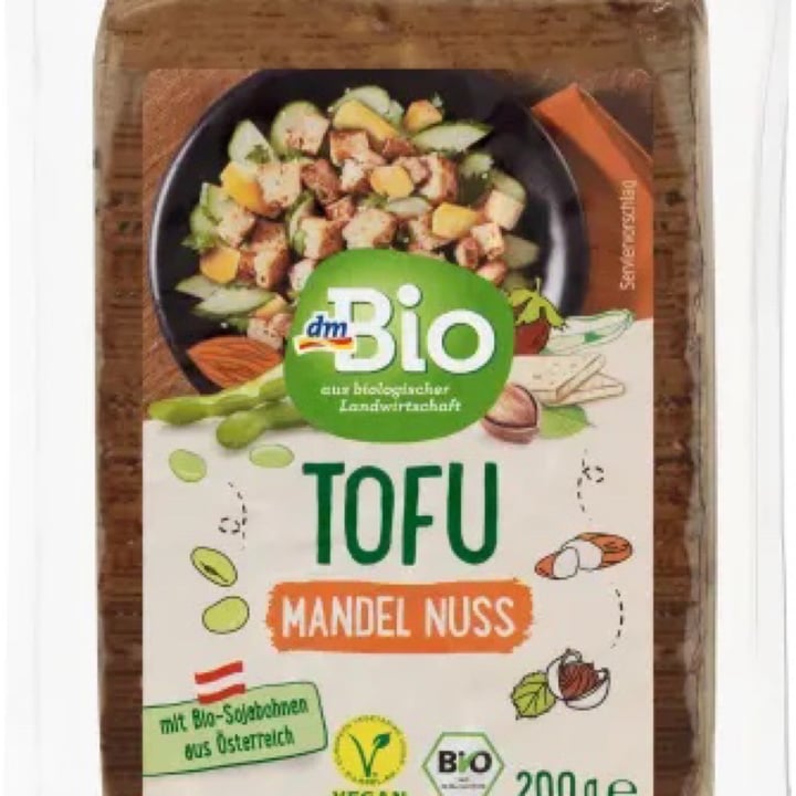 photo of dmBio Tofu Mandel Nuss shared by @gaiabertonelli on  29 Jan 2022 - review