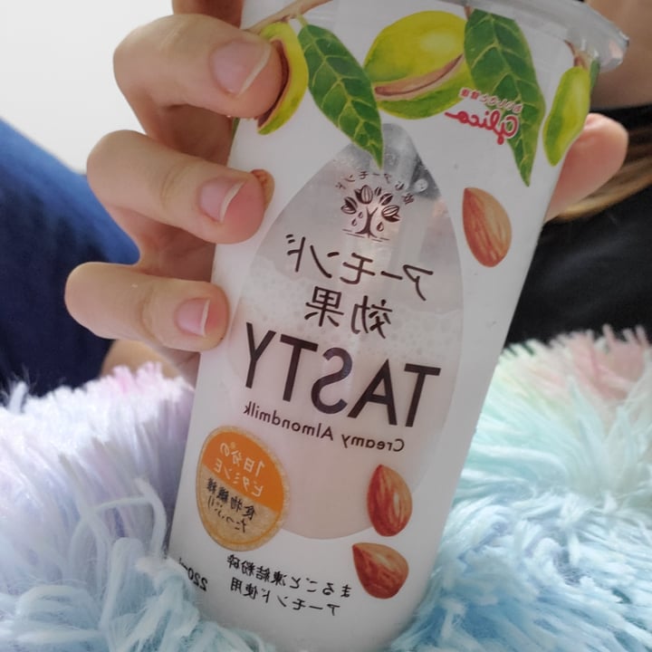 photo of Glico Tasty Creamy Almond Milk shared by @pwhippery on  07 Oct 2020 - review