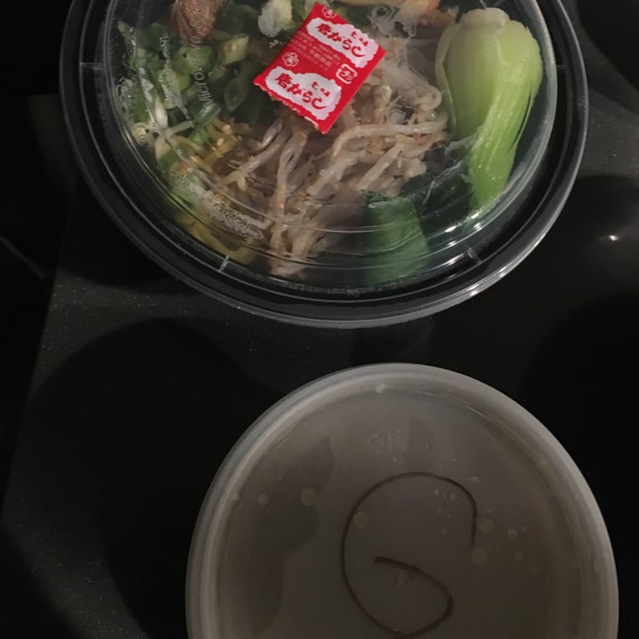 review photo of Ramen Hood Garlic Ramen shared by @sedahere on 07 Feb 2021 - review