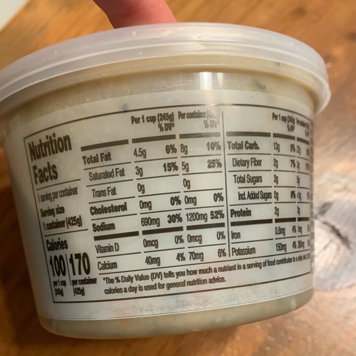 photo of Trader Joe's Organic Creamy Mushroom Soup shared by @roserose on  24 Nov 2022 - review