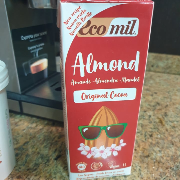 photo of Ecomil Almond Cocoa shared by @felicidaddobby on  27 Sep 2022 - review