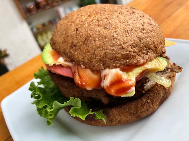 Photo of the dish “Hamburguesa De Beyond Meet”