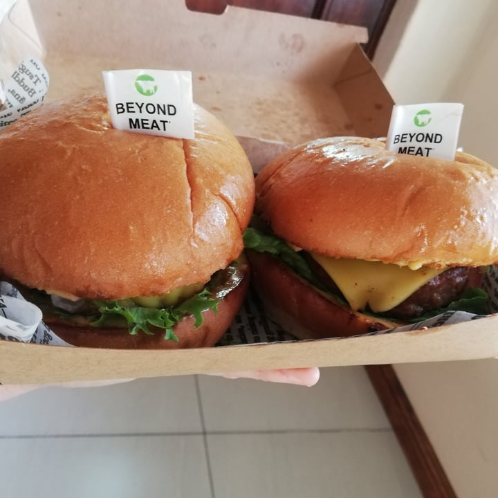 photo of Vegan Street Food ZA Beyond Burger shared by @simonel on  29 Oct 2020 - review