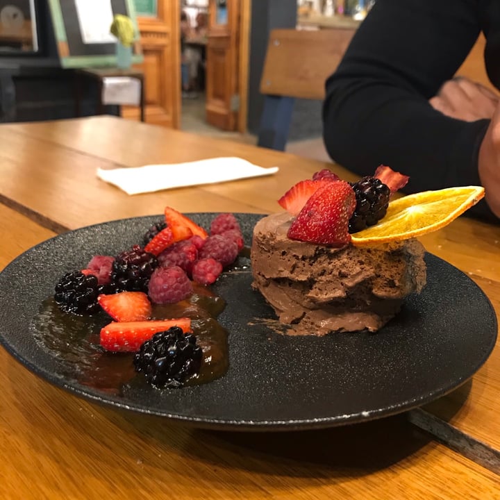 photo of Chimi Deli Cocina Natural Mousse de chocotofu shared by @sechague on  27 Feb 2021 - review