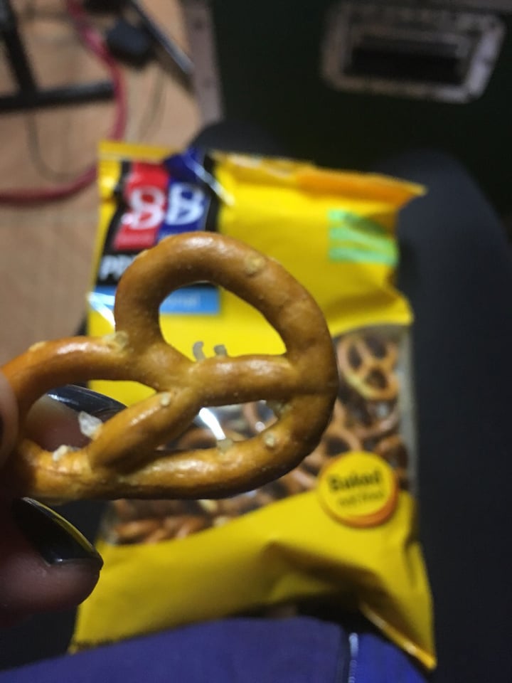 photo of Beigel beigel Pretzels shared by @nicolastik on  09 Sep 2019 - review