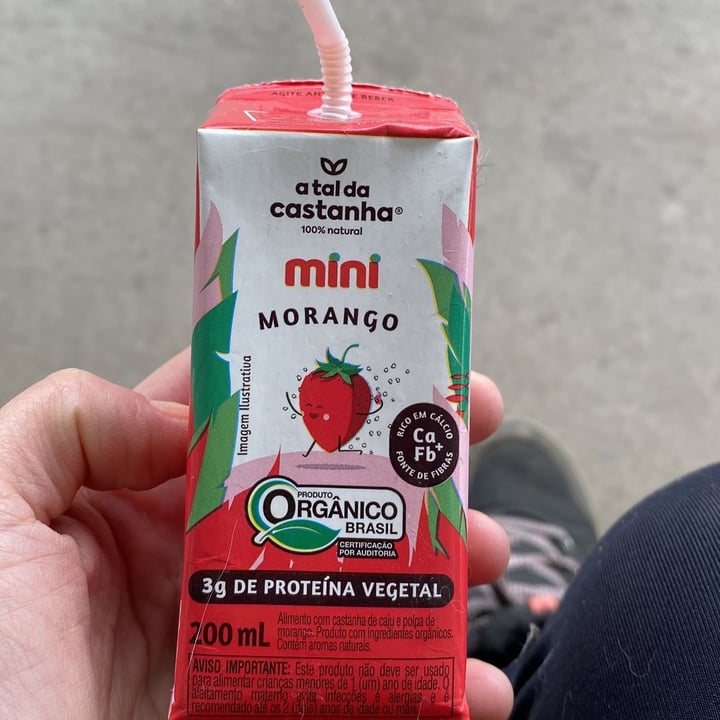 photo of A Tal da Castanha Mini Morango shared by @maynutriveg on  29 Sep 2022 - review