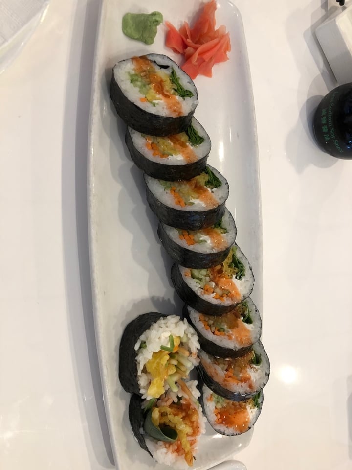 photo of VeGreen Vegetarian Fusion Restaurant Sushi enoki fried mushroom shared by @llamasluvthis on  28 Feb 2020 - review
