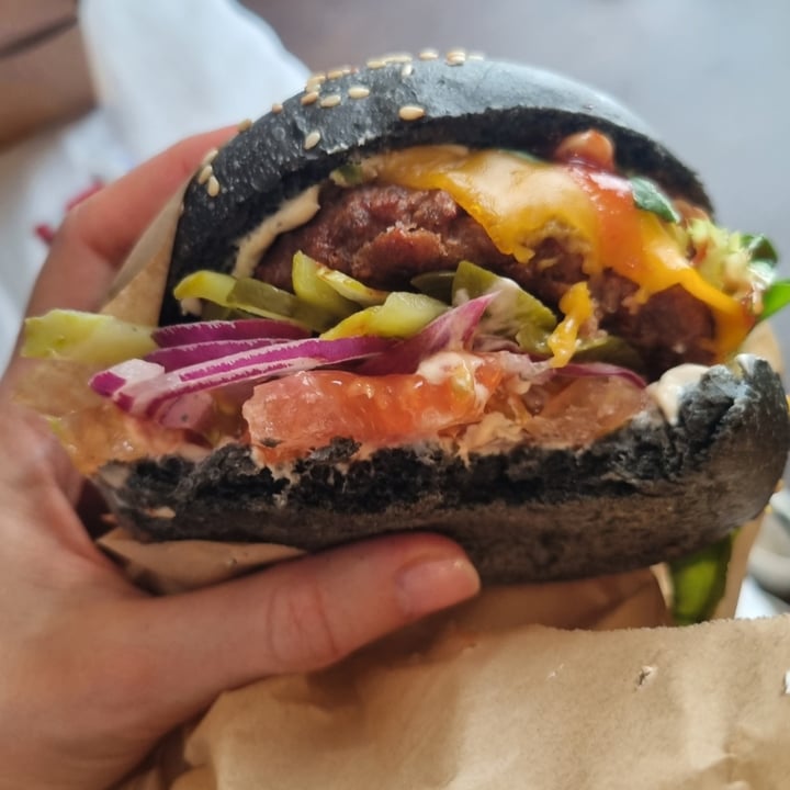 photo of Super Vegan Beyond Burg shared by @aamanda82 on  14 Sep 2022 - review