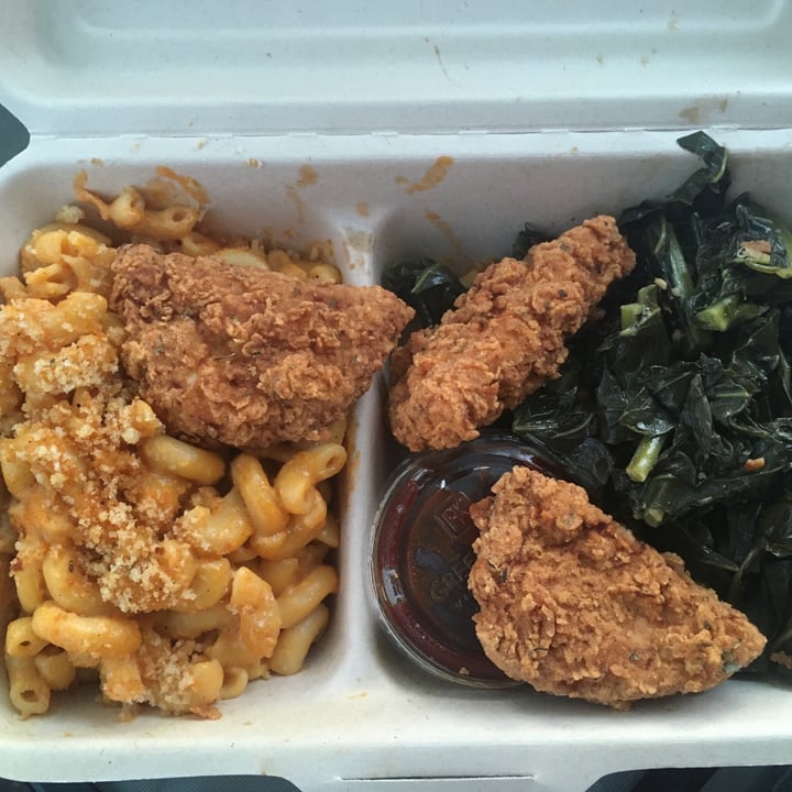 photo of The Hogtown Vegan on College Southern combo shared by @sara18 on  24 May 2020 - review