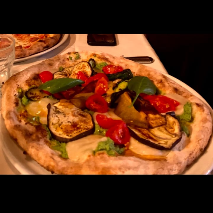 photo of Catullo - Ristorante Pizzeria Pizza vegana🌱 shared by @ggconlozaino on  11 Apr 2022 - review