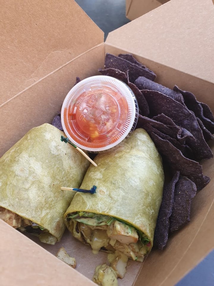 photo of Ethos Vegan Kitchen Coconut Curry Wrap shared by @anistavrou on  02 Apr 2020 - review