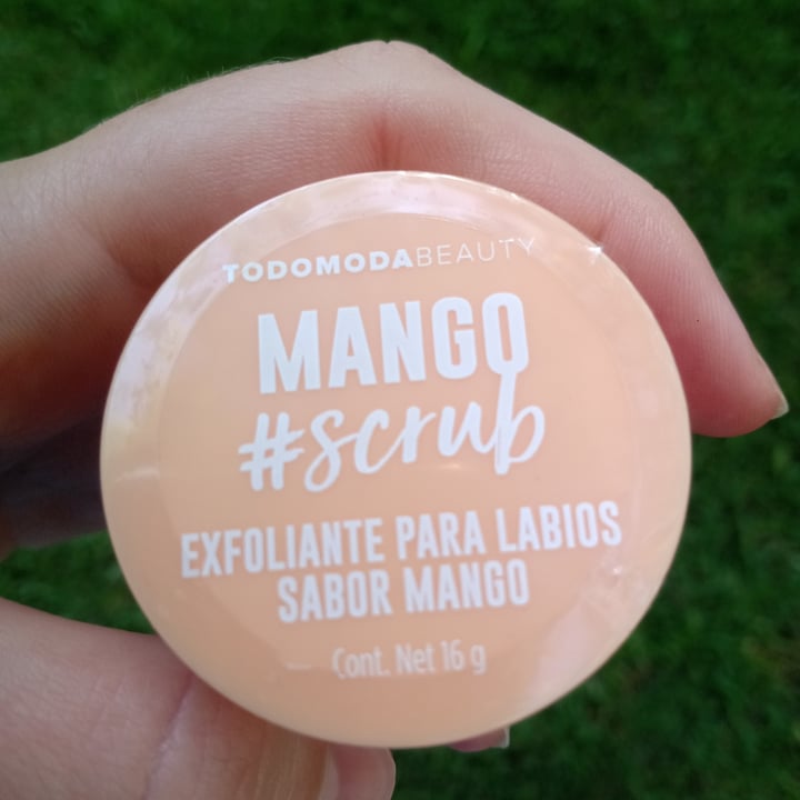 photo of Todomoda Beauty Bálsamo labial peach #balm shared by @ainhoagott on  25 Nov 2020 - review