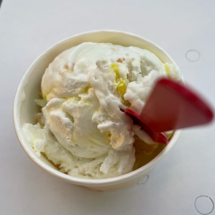 photo of Kristen's Kick-Ass Ice Cream Stellenbosch Lemon Meringue shared by @thehumblechickpea on  15 Nov 2022 - review