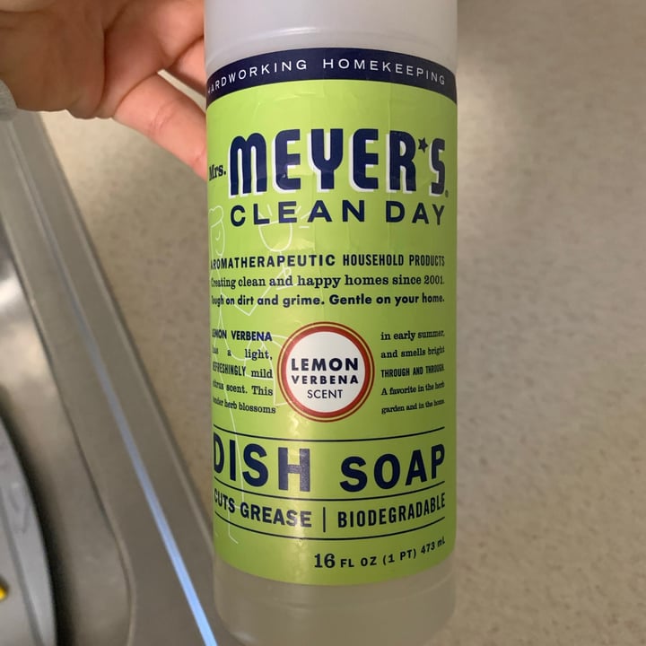 review photo of Mrs. Meyer's Clean Day Lemon Verbena Dish Soap shared by @am6727 on 09 Nov 2020 - review