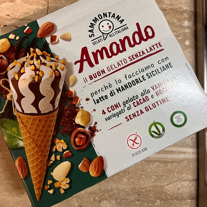 review photo of Sammontana Coni gelato alla vaniglia variegati al cacao e nocciole shared by @beap on 01 Aug 2022 - review