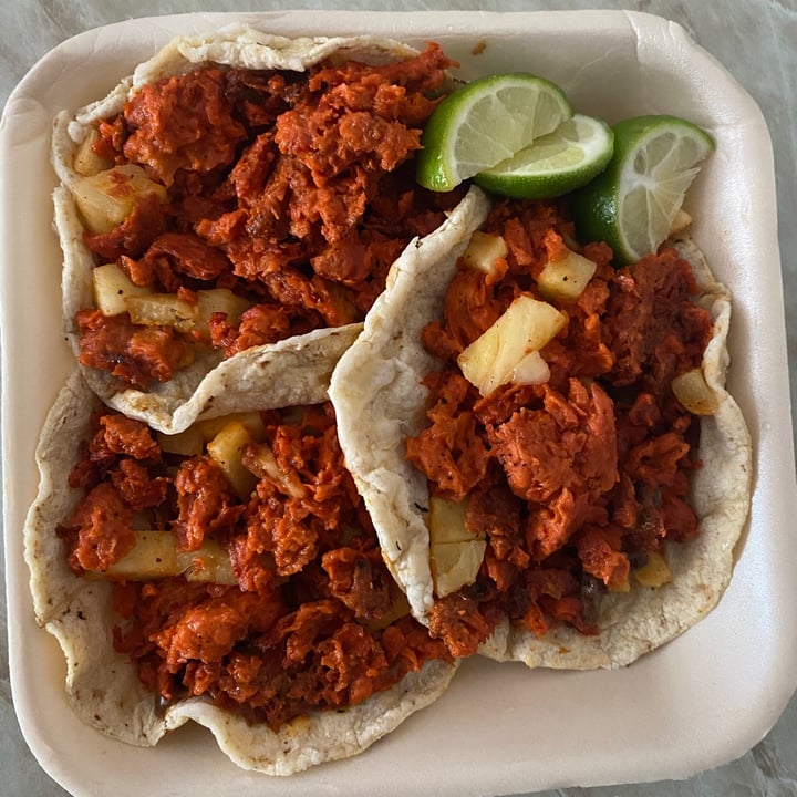 photo of Vege Taco Taco de “pastor” shared by @maguiveg on  03 Aug 2020 - review