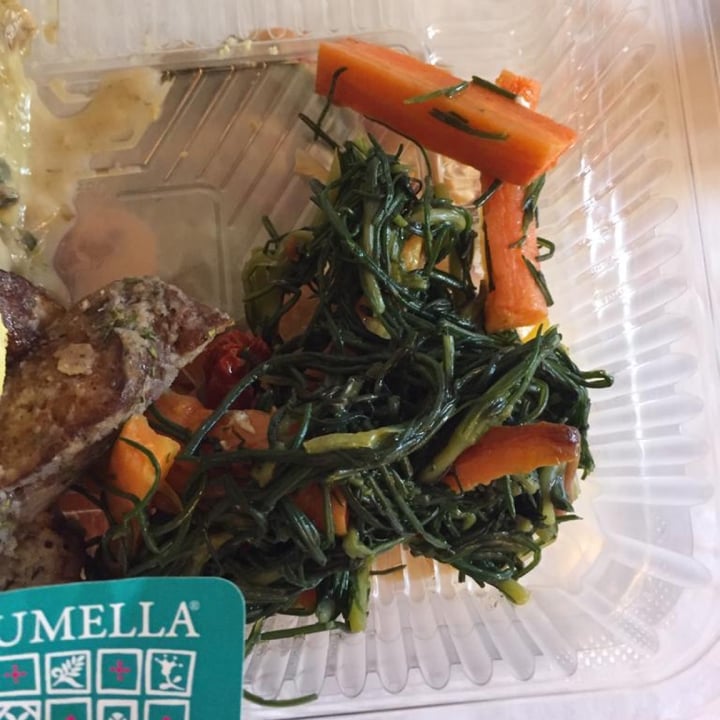 photo of Giumella Gastronomia Vegana Agretti carote e pomodori secchi shared by @thierrywenger90 on  02 Apr 2022 - review