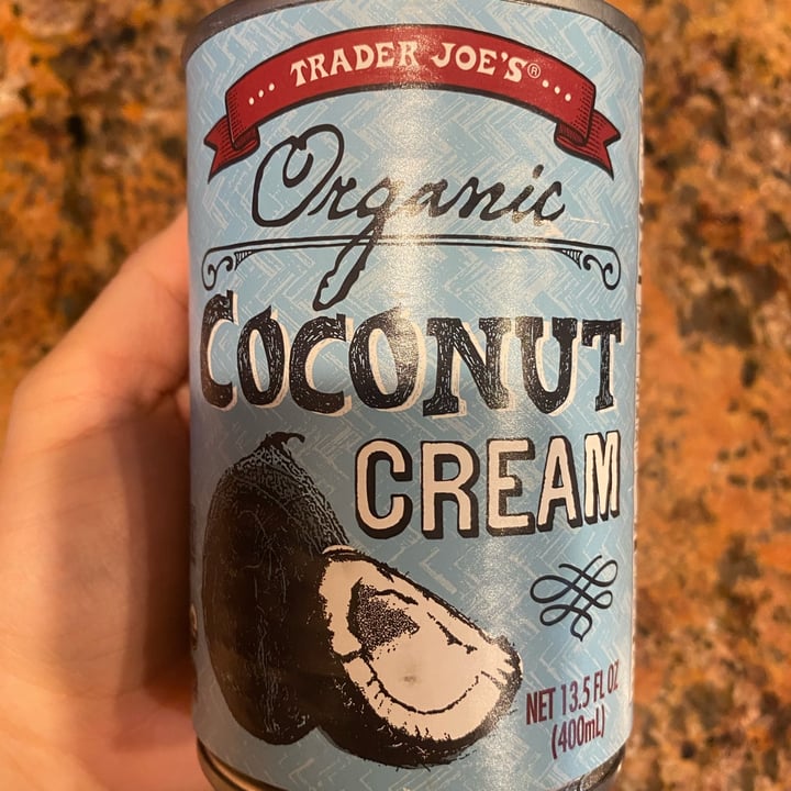photo of Trader Joe's Organic Coconut Cream shared by @emycaldeira on  07 May 2022 - review
