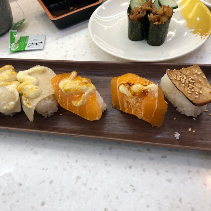 photo of Saute Sushi Assorted Sushi shared by @ginger-t on  16 Jun 2022 - review