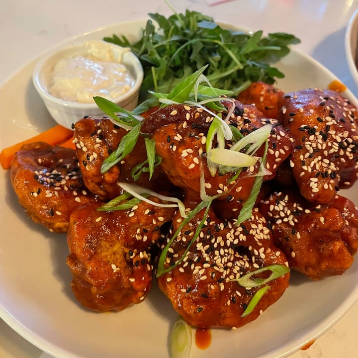 review photo of Community Restaurant Spicy Buffalo Cauli Wings shared by @vcamps on 30 Sep 2021 - review