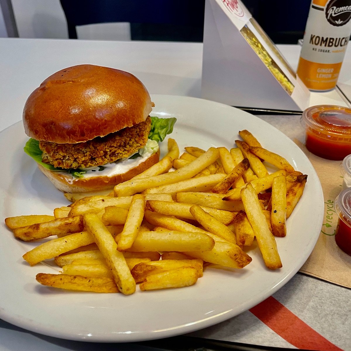 FlipSide ‘Chicken’ Burger Reviews abillion