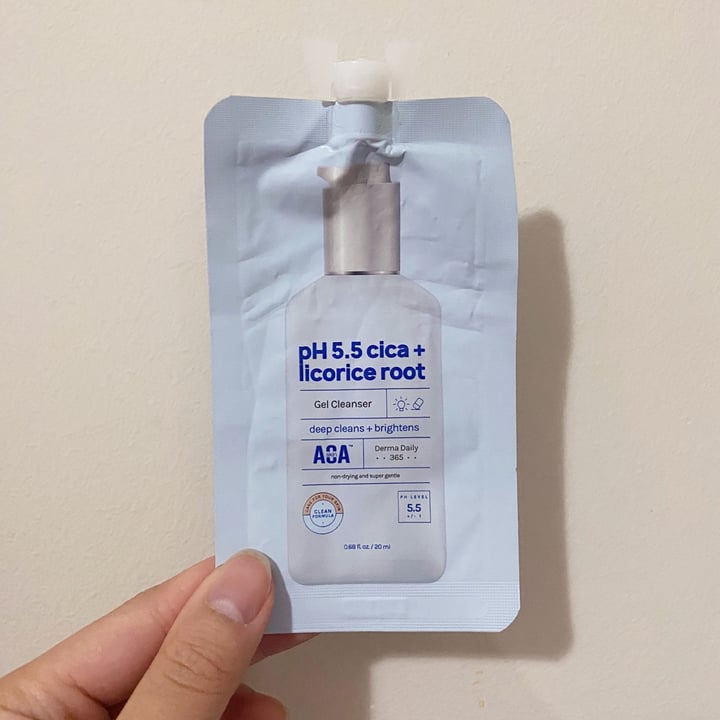 review photo of AOA Skin pH 5.5 Cica + Licorice Root Gel Cleanser shared by @christinesong on 22 Nov 2021 - review