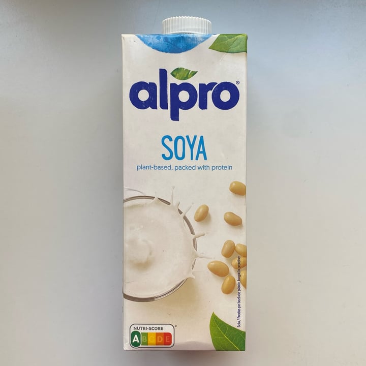 photo of Alpro Soya Plain Milk shared by @tsarinaveg on  05 Dec 2022 - review
