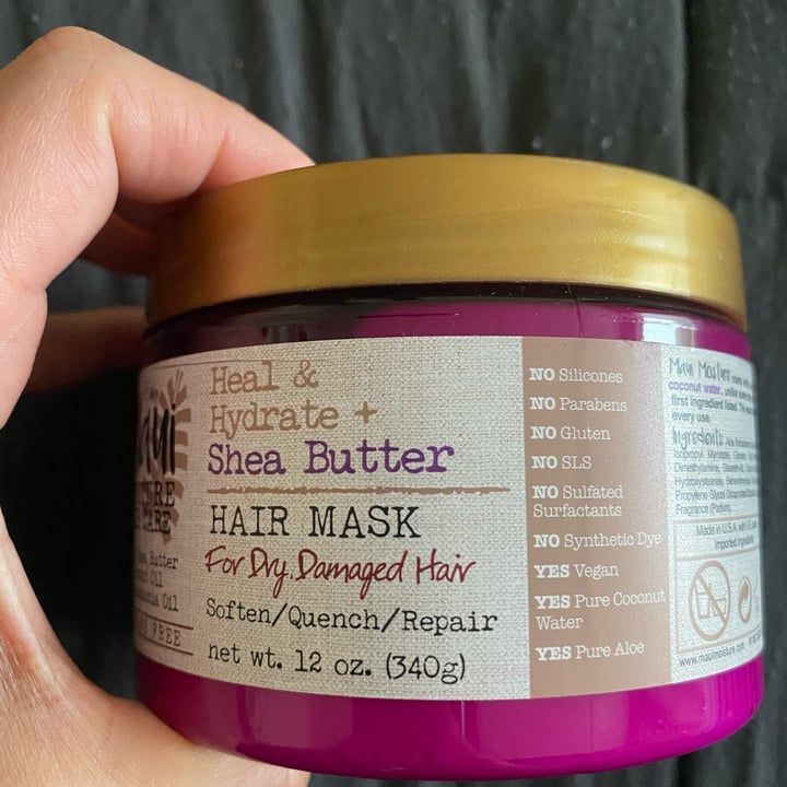 review photo of Maui Moisture Heal & Hydrate + Shea Butter Hair Mask shared by @emycaldeira on 09 May 2022 - review