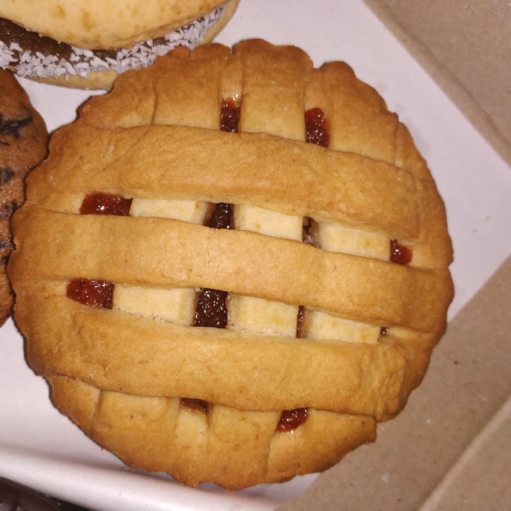photo of Vica (Delivery Only) Pastafrola de membrillo shared by @tadegrimberg on  26 Jul 2020 - review