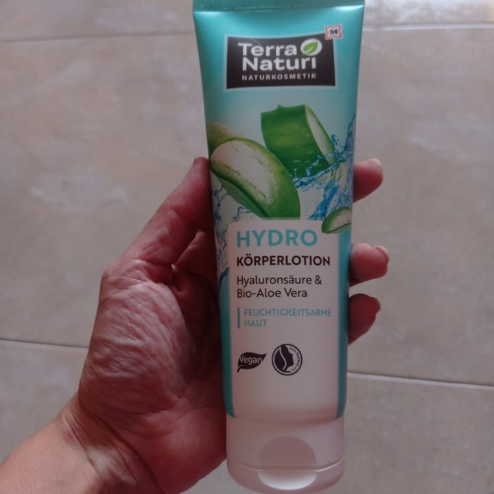 photo of Terra Naturi locion hidratante aloe vera shared by @veggielauher on  23 May 2022 - review