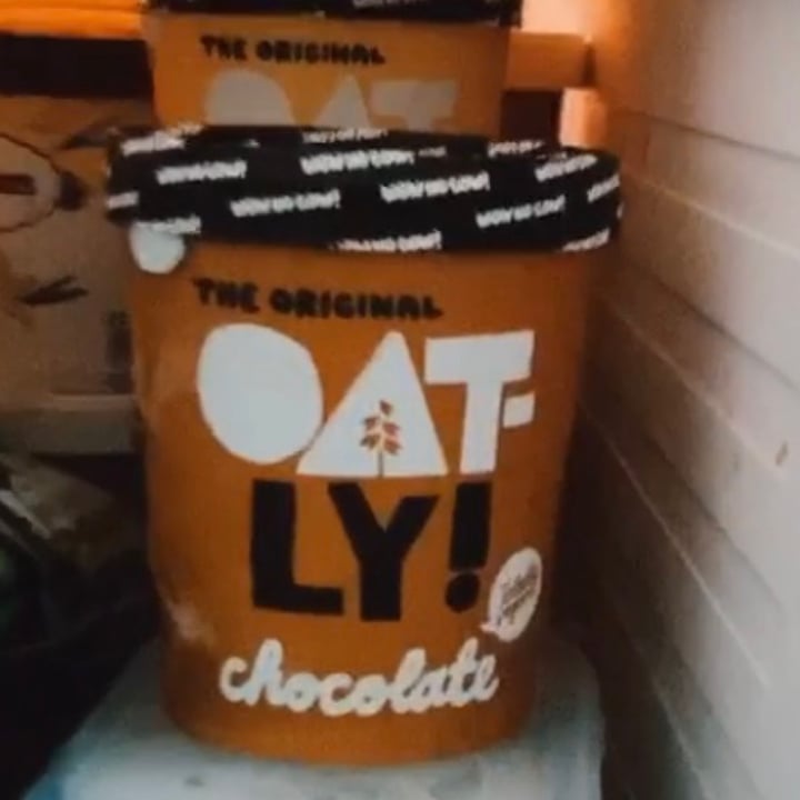 photo of Oatly Chocolate Ice Cream shared by @janinja on  16 Jun 2021 - review