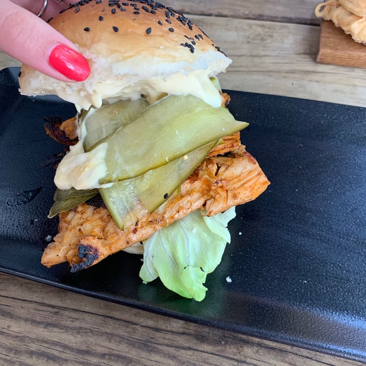 photo of Hudsons The Burger Joint (Stellenbosch) Frontliner Worker Burger shared by @caitlynclinton on  24 Jan 2021 - review
