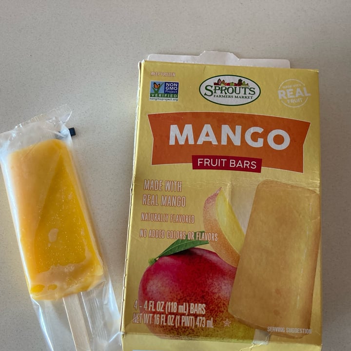 photo of Sprouts Farmers Market mango fruit bat shared by @kakiin on  19 Sep 2022 - review