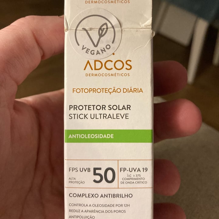 photo of Adcos Filtro solar em bastão shared by @kenianunes on  16 May 2022 - review