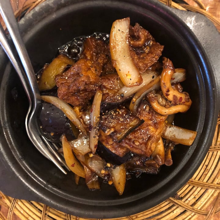 photo of Golden Lotus Vegan Eggplant And Mushroom Claypot shared by @rafalee90 on  25 Nov 2020 - review