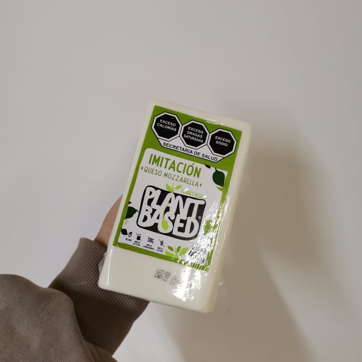 photo of Planet Vegan Plant Based Imitación Queso Mozzarella Block shared by @taidejaja on  14 Feb 2022 - review