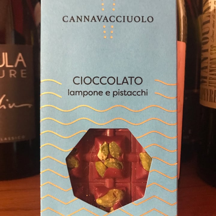 review photo of Antonino Cannavacciuolo Cioccolato Lampone E Pistacchi shared by @mgiulia on 02 Apr 2022 - review