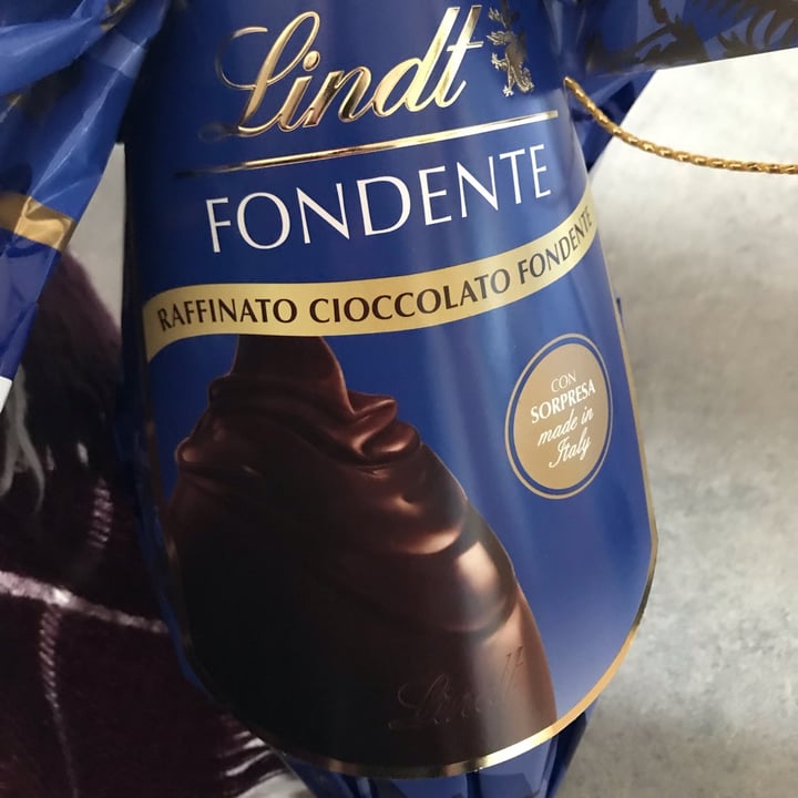 photo of Lindt Uovo di Cioccolato Fondente shared by @lidiaoliva on  14 Apr 2022 - review