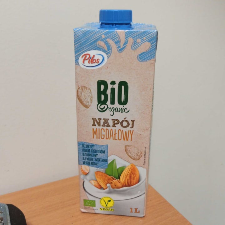 photo of Pilos Bio organic almond milk shared by @luciafdezrios on  22 Mar 2022 - review