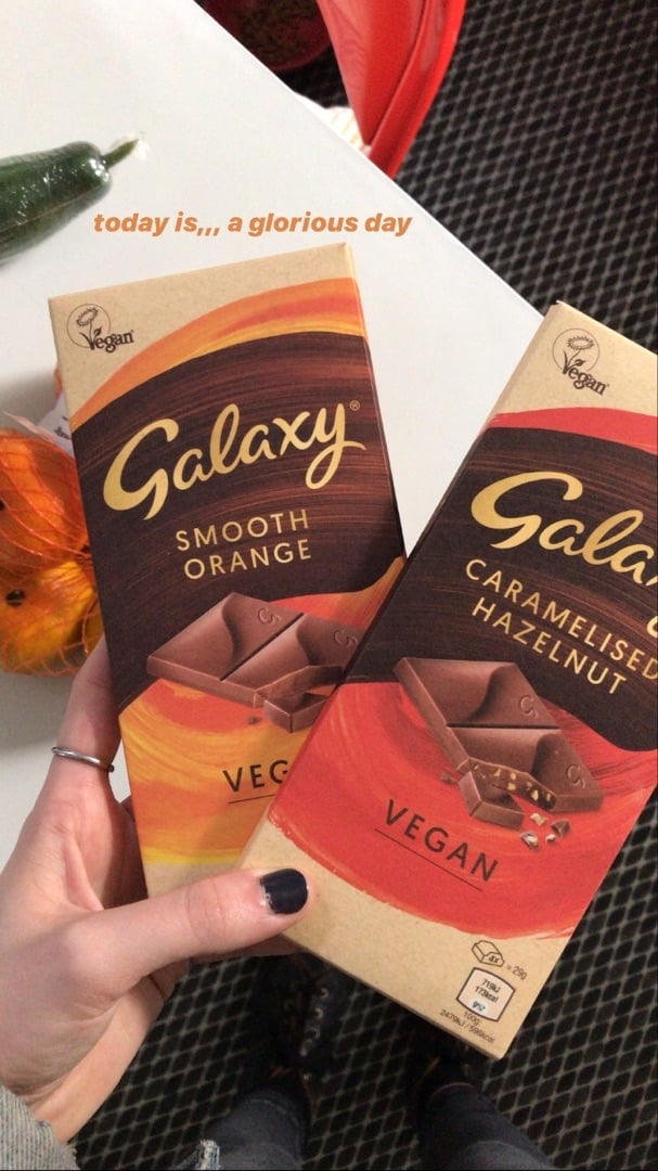 review photo of Galaxy Galaxy Smooth Orange shared by @s0phierose on 26 Dec 2019 - review