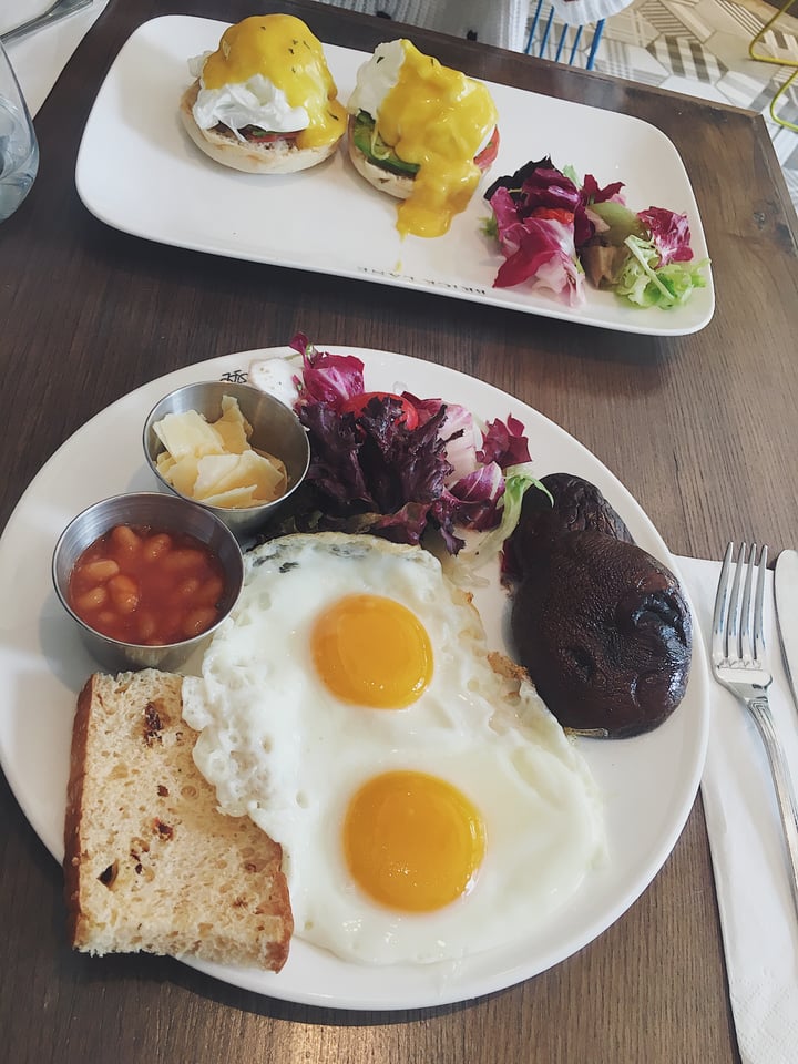 review photo of BRICK LANE (Causeway Bay) All day breakfast shared by @jasmine55555 on 26 Apr 2018 - review