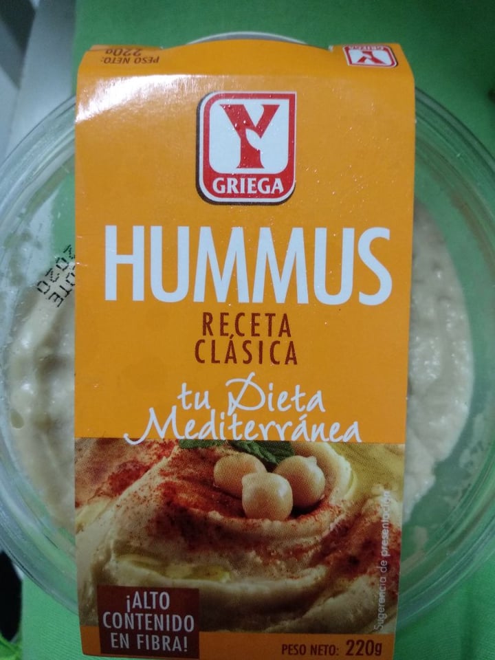 photo of Y Griega Hummus Receta Clásica 220g shared by @patriinmars on  03 Mar 2020 - review