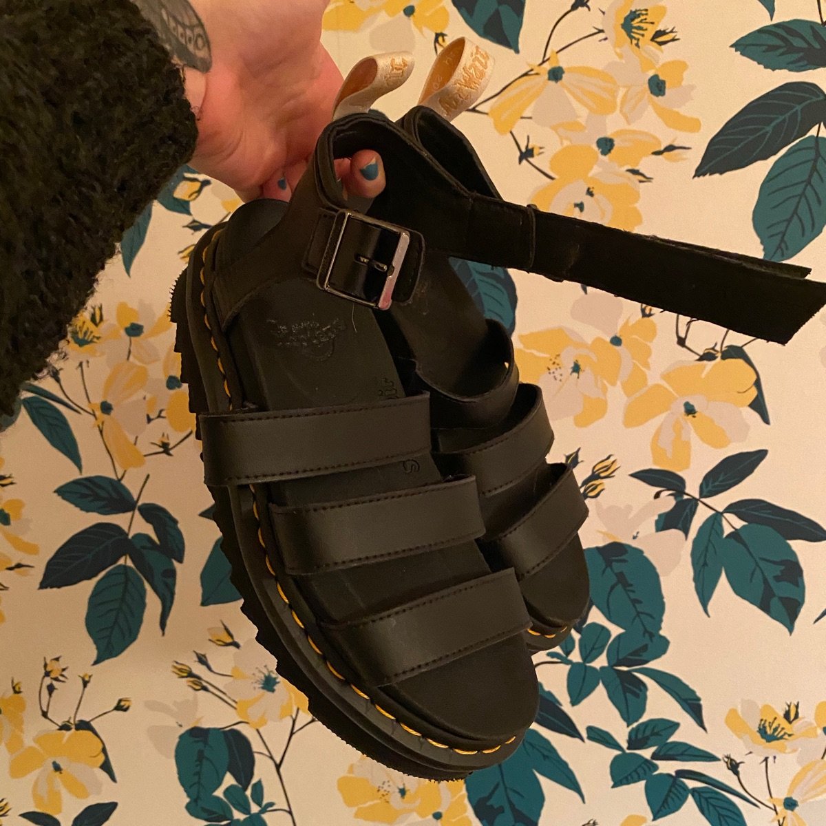 Vegan blaire deals sandals review